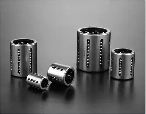 KH0622 KH0824 KH1026 KH1228 KH1428 KH1630 Rolamentos lineares com aço cromado Gcr15