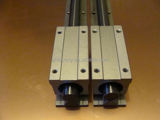 Rolamento de esferas de movimento linear SBR16LUU para roteador CNC