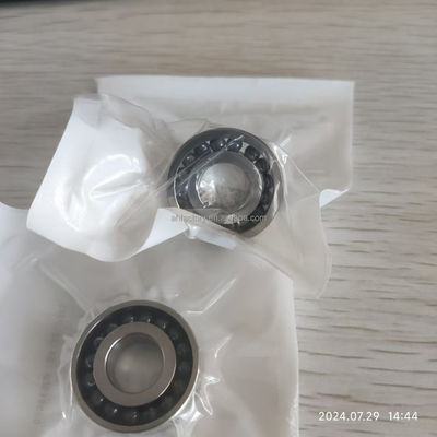 Performance estável Esferas de cerâmica Si3N4 D6002/608982 Rolamentos de cerâmica híbridos 15x32x9mm